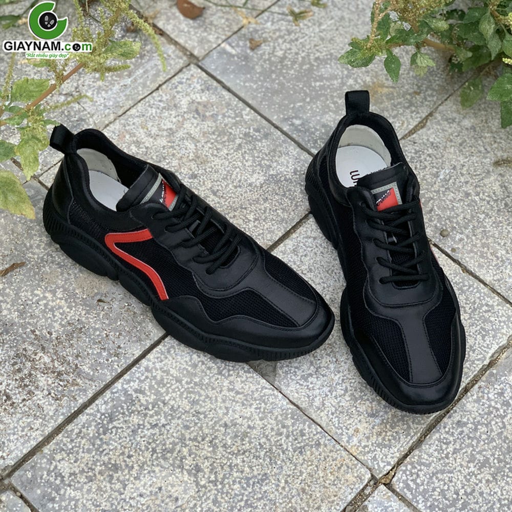 Giày sneaker nam đen sọc đỏ; BD91301D1